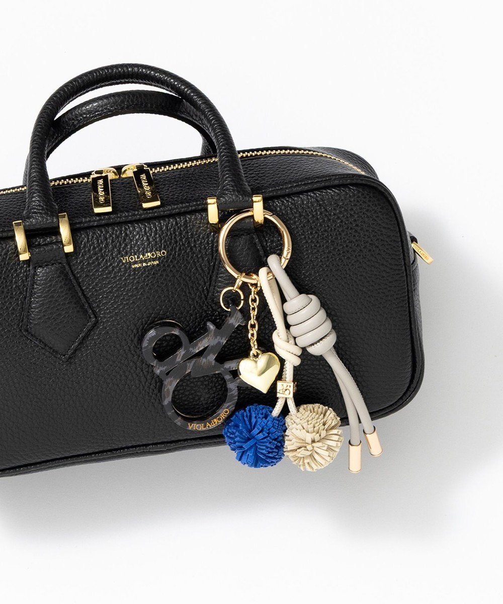 【23区/NIJYUSANKU】のVIOLAd ORO ロゴアクリル タッセル付き バッグチャーム インテリア・キッズ・メンズ・レディースファッション・服の通販 founy(ファニー) 　ファッション　Fashion　レディースファッション　Fashion for Women　ミニ財布・二つ折り財布　Wallets & Card Cases　アクリル　Acrylic Material　イエロー　Yellow　イタリア　Italy　キーホルダー　Keychain, Key Holder　シンプル　Simple, Minimal　財布　Wallet, Purse　タッセル　Tassel, Fringe　チャーム　Charm, Pendant　トレンド　Trend, Trending Now　モチーフ　Motif, Design Theme　S/S・春夏　SS, Spring/Summer, Warm Season　夏　Summer　ギフト プレゼント　Gift / Present　2026年　2026　ブルー系|ID: prp329100004864332 ipo3291000000036201529