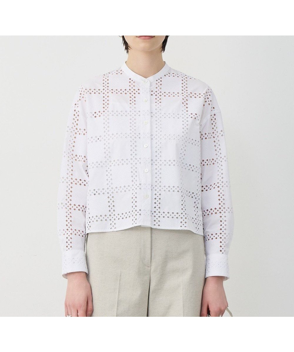 【アイシービー/iCB】のスクエアエンブロイダリー クロップドシャツ インテリア・キッズ・メンズ・レディースファッション・服の通販 founy(ファニー) ファッション Fashion レディースファッション Fashion for Women トップス・カットソー Cut & Sew Tops シャツ・ブラウス・オフィスカジュアル Elegant Blouses & Button-Ups アイレット Eyelet Lace 春 Spring カフス Cuff Design クロップド Cropped, Short Length タフタ Taffeta, Structured Fabric チェック Check, Plaid, Tartan 羽織 Haori, Light Jacket 無地 Plain, Solid Color S/S・春夏 SS, Spring/Summer, Warm Season 夏 Summer 2026年 2026 オフホワイト|ID: prp329100004864366 ipo3291000000036202052