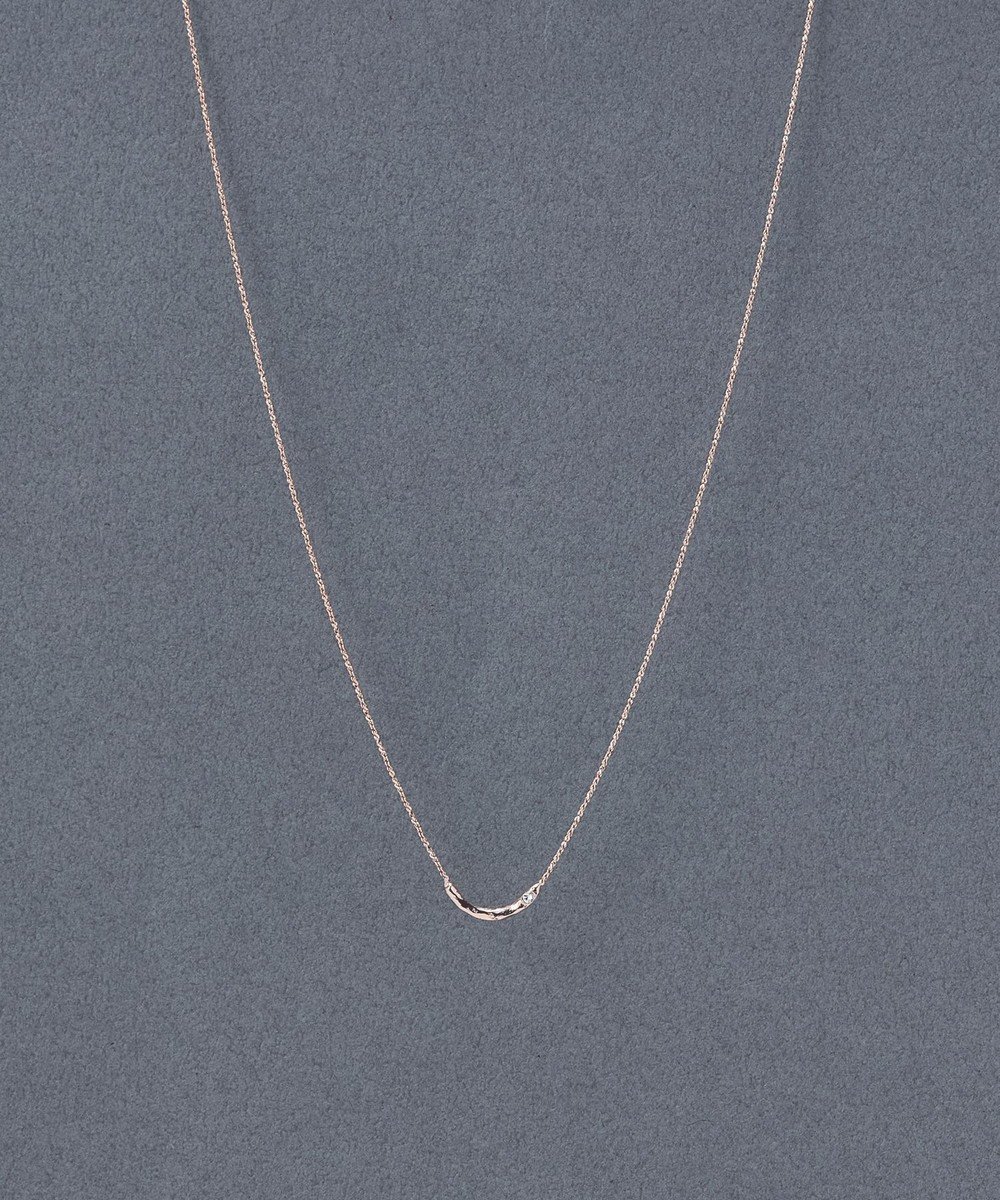 【フィービィー/phoebe】の〈金属アレルギー対応〉エターナルクレセントネックレス インテリア・キッズ・メンズ・レディースファッション・服の通販 founy(ファニー) 　ファッション　Fashion　レディースファッション　Fashion for Women　ジュエリー　Jewelry　ネックレス　Necklaces & Pendants　アクセサリー　Fashion Accessories　ネックレス　Necklace, Pendant Necklace　ビジュー　Bijou, Jewel-like Accent　フォルム　Silhouette, Form　モチーフ　Motif, Design Theme　エレガント 上品　Elegant　シャンパンゴールド|ID: prp329100004864372 ipo3291000000036202117