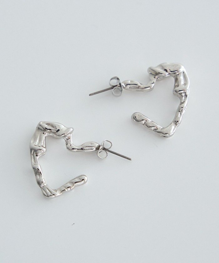 【アースミュージックアンドエコロジー/earth music&ecology】のメタリックハートフープピアス インテリア・キッズ・メンズ・レディースファッション・服の通販 founy(ファニー) https://founy.com/ ファッション Fashion レディースファッション Fashion for Women アクセサリー Fashion Accessories シンプル Simple, Minimal トレンド Trend, Trending Now フープ Hoop, Hoop Earrings エレガント 上品 Elegant |ID: prp329100004864484 ipo3291000000036203661