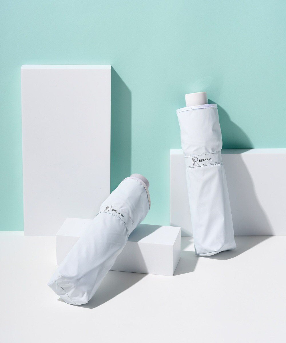 【ムーンバット/MOONBAT】の【世界初の放射冷却素材】REIKYAKUパラソル ラディクール 折りたたみ傘 60㎝ 晴雨兼用 日傘 遮光100% UV100% 遮熱 インテリア・キッズ・メンズ・レディースファッション・服の通販 founy(ファニー) 　ファッション　Fashion　レディースファッション　Fashion for Women　レイングッズ・傘・晴雨兼用傘　Umbrellas & Rain Gear　クール　Cool, Chic　傘　Umbrella, Parasol　日傘　Parasol, UV Umbrella　ライトグレー|ID: prp329100004864494 ipo3291000000036203809