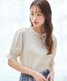 【ティアクラッセ/Tiaclasse】の【洗える】シアーシャーリング2WAYブラウス 人気、トレンドファッション・服の通販 founy(ファニー) ファッション Fashion レディースファッション Fashion for Women トップス・カットソー Cut & Sew Tops シャツ・ブラウス・オフィスカジュアル Elegant Blouses & Button-Ups シアー Sheer, See-Through シャーリング Shirring, Ruched スタンド Stand Collar, Upright Stand スリーブ Sleeve, Long Sleeve / Short Sleeve トレンド Trend, Trending Now フェミニン Feminine, Girly ポケット Pocket, Pocket Detail リボン Ribbon, Bow 夏 Summer 春 Spring S/S・春夏 SS, Spring/Summer, Warm Season 洗える Machine Washable thumbnail エクリュ|ID: prp329100004866523 ipo3291000000036244101