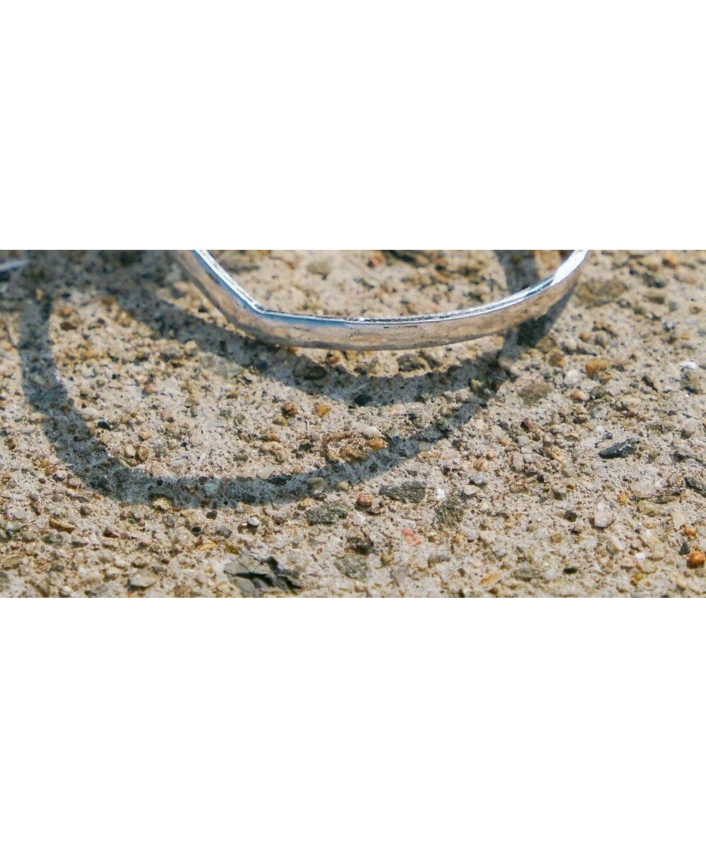 【ティアクラッセ/Tiaclasse】のアンティークバングル 人気、トレンドファッション・服の通販 founy(ファニー) ファッション Fashion レディースファッション Fashion for Women アクセサリー Fashion Accessories アンティーク Antique-Inspired カーディガン Cardigan, Knitwear ギフト プレゼント Gift / Present シルバー Silver, Metallic Silver シンプル Simple, Minimal チュニック Tunic, Long Top バングル Bangle, Bracelet ブレスレット Bracelet, Wristband 再入荷 Restock / Back in Stock 新作・新入荷 New Arrivals / New In other-1|ID: prp329100004866564 ipo3291000000036245471