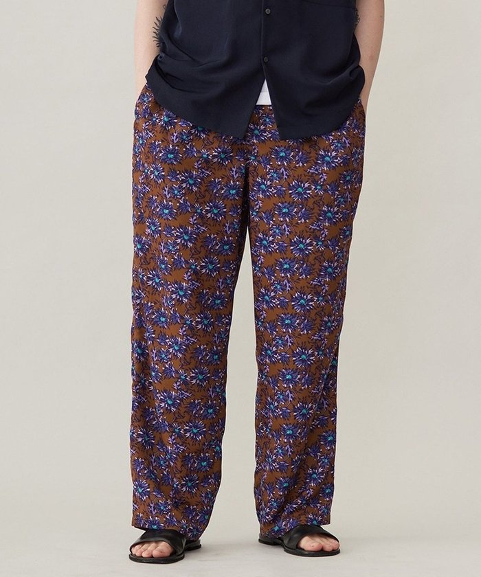 【アンフィーロ/UNFILO / MEN】のTORO TORO イージー ワイドパンツ 24年春夏商品 インテリア・キッズ・メンズ・レディースファッション・服の通販 founy(ファニー) https://founy.com/ ファッション Fashion メンズファッション Fashion for Men ボトムス Bottoms ショート Short, Short Length ドレープ Drape, Draping Fabric リラックス Relax, Relaxed Fit ワイド Wide, Wide Fit エレガント 上品 Elegant 夏 Summer 抗菌 Antibacterial, Bacteria-Resistant 春 Spring S/S・春夏 SS, Spring/Summer, Warm Season 無地 Plain, Solid Color |ID: prp329100004866814 ipo3291000000036250286