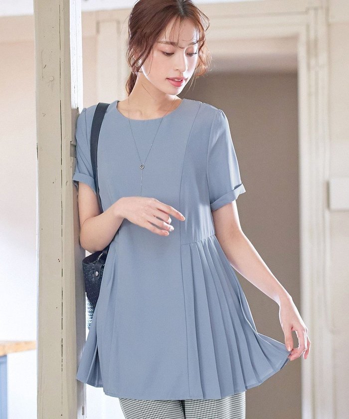 【ティアクラッセ/Tiaclasse】の【新色追加・洗える】サイドプリーツチュニックブラウス インテリア・キッズ・メンズ・レディースファッション・服の通販 founy(ファニー) https://founy.com/ ファッション Fashion レディースファッション Fashion for Women トップス・カットソー Cut & Sew Tops シャツ・ブラウス・オフィスカジュアル Elegant Blouses & Button-Ups アクセサリー Fashion Accessories ウォッシャブル Machine Washable 春 Spring 洗える Machine Washable カーディガン Cardigan, Knitwear ジョーゼット Georgette, Semi-Sheer Fabric チュニック Tunic, Long Top プリーツ Pleats, Pleated ポケット Pocket, Pocket Detail 半袖 Short Sleeve, Half Sleeve ラウンド Round, Round Neck ロング Long, Long-Length S/S・春夏 SS, Spring/Summer, Warm Season 再入荷 Restock / Back in Stock 夏 Summer エレガント 上品 Elegant 新作・新入荷 New Arrivals / New In |ID: prp329100004866846 ipo3291000000036250475