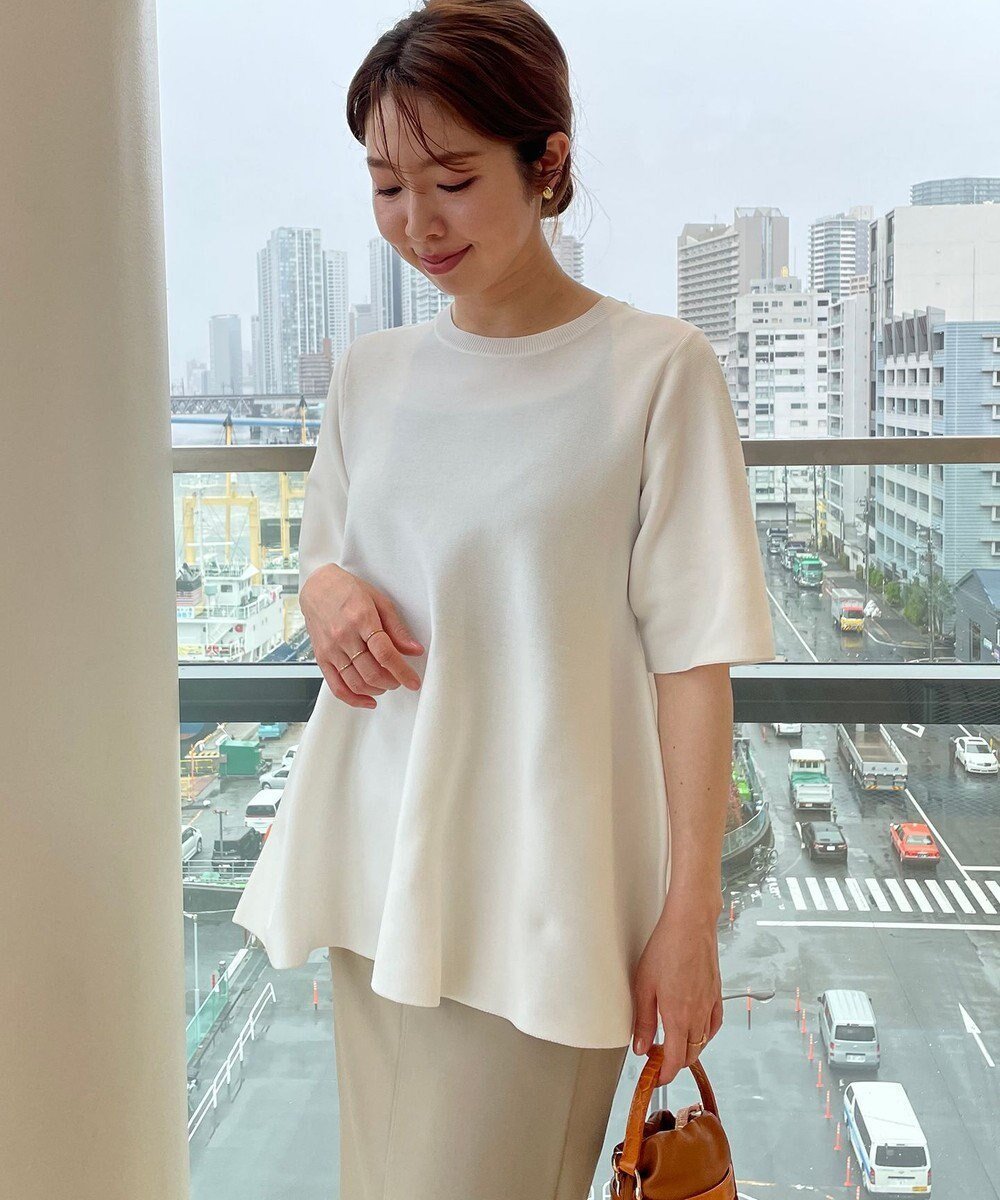 【アンフィーロ 自由区/UNFILO】のハーフスリーブ ペプラムニット インテリア・キッズ・メンズ・レディースファッション・服の通販 founy(ファニー) 　ファッション　Fashion　レディースファッション　Fashion for Women　トップス・カットソー　Cut & Sew Tops　ニット　Knit Tops & Sweaters　ウォッシャブル　Machine Washable　ストレッチ　Stretch, Stretchy Fabric　スリーブ　Sleeve, Long Sleeve / Short Sleeve　セーター　Sweater, Knitwear　ハーフ　Half, Half-Length　フォルム　Silhouette, Form　ペプラム　Peplum, Flared Hem　夏　Summer　春　Spring　S/S・春夏　SS, Spring/Summer, Warm Season　洗える　Machine Washable　軽量　Lightweight, Ultra Light　オフ|ID: prp329100004866857 ipo3291000000036250565