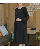 【ティアクラッセ/Tiaclasse】のシフォンフレア袖スポンジニットワンピース 人気、トレンドファッション・服の通販 founy(ファニー) ファッション Fashion レディースファッション Fashion for Women ワンピース Dresses ニットワンピース Knit Dresses ウォッシャブル Machine Washable 春 Spring 洗える Machine Washable 秋 Autumn シフォン Chiffon, Lightweight Fabric フレア Flare, Flared ポケット Pocket, Pocket Detail ラウンド Round, Round Neck 楽ちん Easy Fit, Comfortable S/S・春夏 SS, Spring/Summer, Warm Season 夏 Summer エレガント 上品 Elegant ビジネス 仕事 通勤 Business / Work / Commuting thumbnail ブラック|ID: prp329100004866900 ipo3291000000036250969