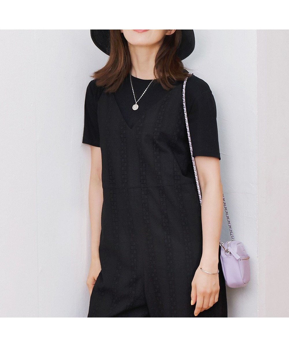 【23区/NIJYUSANKU】の【速乾性/汗じみ防止】ベーシック IT Tシャツ インテリア・キッズ・メンズ・レディースファッション・服の通販 founy(ファニー) ファッション Fashion レディースファッション Fashion for Women トップス・カットソー Cut & Sew Tops シャツ・ブラウス・オフィスカジュアル Elegant Blouses & Button-Ups ロングTシャツ・Tシャツ Longline T-Shirts & Tees カットソー・ベーシックTシャツ Cut-and-Sewn Tops / Stretch Tees & Basics インナー Innerwear 春 Spring カットソー Cut and Sewn Top キャミソール Camisole, Spaghetti Strap Top クロップド Cropped, Short Length シンプル Simple, Minimal ジャケット Jacket, Outerwear ストレッチ Stretch, Stretchy Fabric スリーブ Sleeve, Long Sleeve / Short Sleeve 定番 Standard, Basic Item 人気 Popular, Best Seller バランス Balance, Style Balance フレンチ French, French Style ベーシック Basic, Essential 半袖 Short Sleeve, Half Sleeve S/S・春夏 SS, Spring/Summer, Warm Season 夏 Summer 2025年 2025 2025春夏・S/S Spring/Summer 2025 SS25 ブラック系|ID: prp329100004867096 ipo3291000000036255112