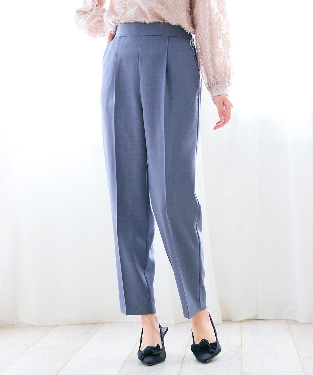 【フェルゥ/Feroux】の美シルエットカラーテーパード パンツ インテリア・キッズ・メンズ・レディースファッション・服の通販 founy(ファニー) 　ファッション　Fashion　レディースファッション　Fashion for Women　パンツ　Pants & Trousers　おすすめ　Recommended / Our Picks　カットソー　Cut and Sewn Top　シャンブレー　Chambray, Denim-Like Fabric　チュニック　Tunic, Long Top　人気　Popular, Best Seller　夏　Summer　定番　Standard, Basic Item　春　Spring　S/S・春夏　SS, Spring/Summer, Warm Season　ライトグレー系|ID: prp329100004867177 ipo3291000000036255806