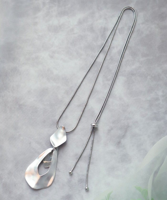 【ティアクラッセ/Tiaclasse】の変形メタルフレームネックレス インテリア・キッズ・メンズ・レディースファッション・服の通販 founy(ファニー) https://founy.com/ ファッション Fashion レディースファッション Fashion for Women ジュエリー Jewelry ネックレス Necklaces & Pendants なめらか Smooth, Silky Texture アクセサリー Fashion Accessories カーディガン Cardigan, Knitwear シンプル Simple, Minimal チェーン Chain, Chain Strap チュニック Tunic, Long Top ネックレス Necklace, Pendant Necklace 再入荷 Restock / Back in Stock 新作・新入荷 New Arrivals / New In |ID: prp329100004867225 ipo3291000000036256108