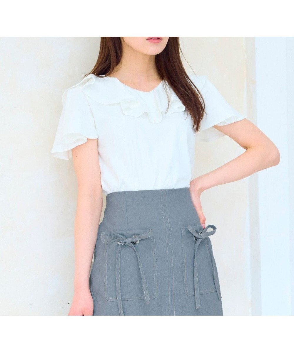 【フェルゥ/Feroux】の【洗える・汗ジミが目立たない】ラッフル襟Tシャツ インテリア・キッズ・メンズ・レディースファッション・服の通販 founy(ファニー) ファッション Fashion レディースファッション Fashion for Women トップス・カットソー Cut & Sew Tops シャツ・ブラウス・オフィスカジュアル Elegant Blouses & Button-Ups ロングTシャツ・Tシャツ Longline T-Shirts & Tees カットソー・ベーシックTシャツ Cut-and-Sewn Tops / Stretch Tees & Basics カットソー Cut and Sewn Top フェミニン Feminine, Girly フレア Flare, Flared ラッフル Ruffle, Frill エレガント 上品 Elegant 夏 Summer 春 Spring S/S・春夏 SS, Spring/Summer, Warm Season 洗える Machine Washable ホワイト系|ID: prp329100004867238 ipo3291000000036256212