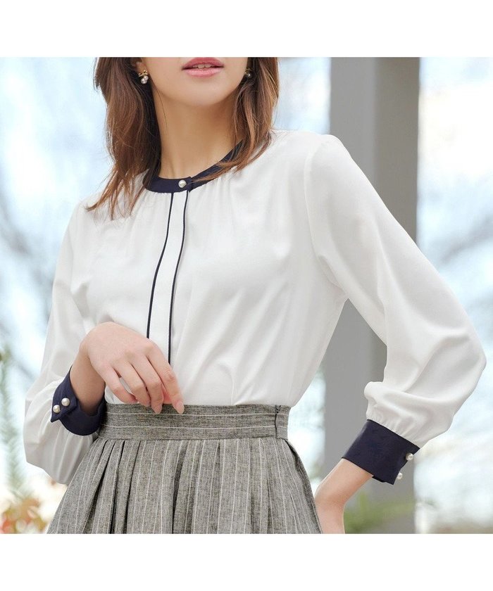 【ティアクラッセ/Tiaclasse】のイージーケア配色スタンドカラーブラウス インテリア・キッズ・メンズ・レディースファッション・服の通販 founy(ファニー) https://founy.com/ ファッション Fashion レディースファッション Fashion for Women トップス・カットソー Cut & Sew Tops シャツ・ブラウス・オフィスカジュアル Elegant Blouses & Button-Ups インナー Innerwear ウォッシャブル Machine Washable 春 Spring 洗える Machine Washable 秋 Autumn シンプル Simple, Minimal ジャケット Jacket, Outerwear スタンド Stand Collar, Upright Stand スリーブ Sleeve, Long Sleeve / Short Sleeve パール Pearl, Pearl Accent ポケット Pocket, Pocket Detail 冬 Winter / This Winter S/S・春夏 SS, Spring/Summer, Warm Season 夏 Summer エレガント 上品 Elegant ビジネス 仕事 通勤 Business / Work / Commuting |ID: prp329100004867277 ipo3291000000036256354