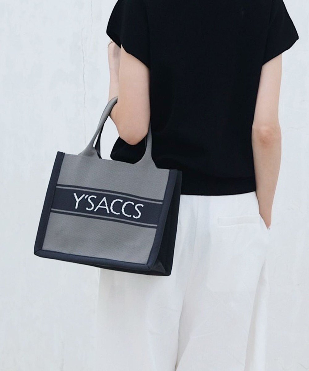 【イザック/Y'SACCS】のウォッシャブルニットトート mini インテリア・キッズ・メンズ・レディースファッション・服の通販 founy(ファニー) 　ファッション　Fashion　レディースファッション　Fashion for Women　トップス・カットソー　Cut & Sew Tops　ニット　Knit Tops & Sweaters　ウォッシャブル　Machine Washable　シンプル　Simple, Minimal　スマート　Smart, Elegant　トレンド　Trend, Trending Now　ポケット　Pocket, Pocket Detail　モノトーン　Monotone, Black and White　グレー|ID: prp329100004867573 ipo3291000000036261103