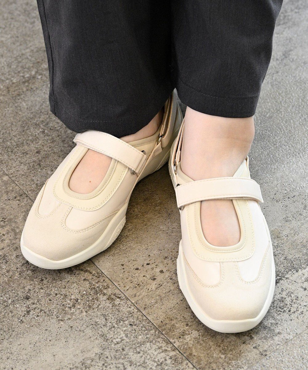 【アポム/APOM】のウォーターレジストメリージェーンスニーカー 人気、トレンドファッション・服の通販 founy(ファニー) ファッション Fashion レディースファッション Fashion for Women コンビ Combo, Combination Style シューズ Shoes, Footwear スニーカー Sneakers, Trainers スマート Smart, Elegant フェミニン Feminine, Girly フォルム Silhouette, Form other-1|ID: prp329100004867640 ipo3291000000036261716