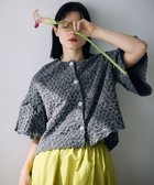 【自由区/JIYU-KU】の【カトリエムブーケ】Une forme bosselee ギャザーディテールボタンフロントプルオーバー 人気、トレンドファッション・服の通販 founy(ファニー) ファッション Fashion レディースファッション Fashion for Women トップス・カットソー Cut & Sew Tops ニット Knit Tops & Sweaters カジュアルプルオーバー・ニットトップス Pullovers & Knit Tops / Casual Pullovers ギャザー Gathered, Ruffled ストレッチ Stretch, Stretchy Fabric セーター Sweater, Knitwear ドロップ Drop Shoulder, Dropped Style フォルム Silhouette, Form モダン Modern, Contemporary 夏 Summer 春 Spring S/S・春夏 SS, Spring/Summer, Warm Season thumbnail グレー|ID: prp329100004867644 ipo3291000000036261741