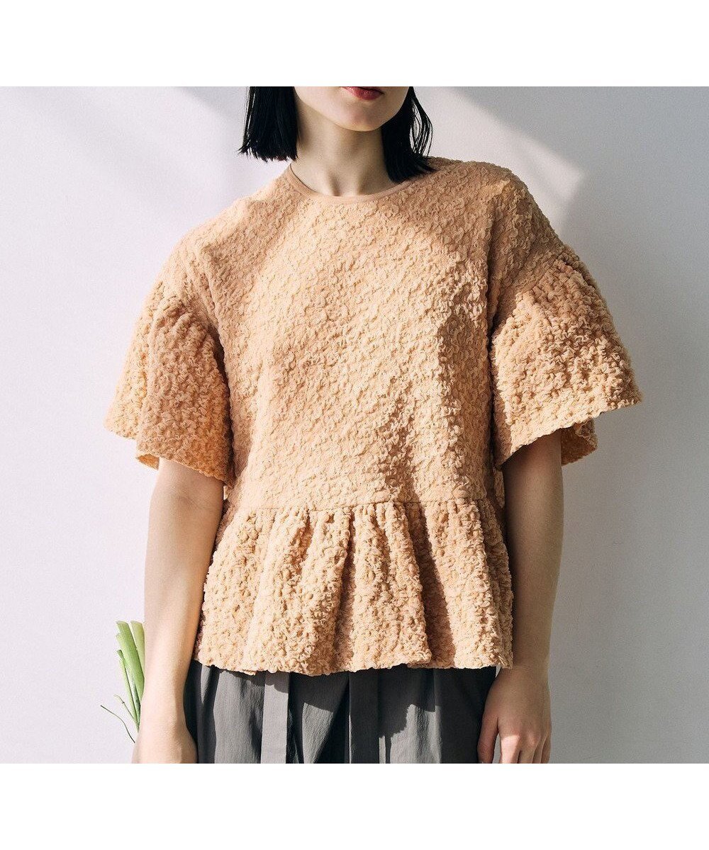 【自由区/JIYU-KU】の【カトリエムブーケ】Une forme bosselee ギャザーディテールフェミニンプルオーバー インテリア・キッズ・メンズ・レディースファッション・服の通販 founy(ファニー) 　ファッション　Fashion　レディースファッション　Fashion for Women　トップス・カットソー　Cut & Sew Tops　ニット　Knit Tops & Sweaters　カジュアルプルオーバー・ニットトップス　Pullovers & Knit Tops / Casual Pullovers　ギャザー　Gathered, Ruffled　ストレッチ　Stretch, Stretchy Fabric　セーター　Sweater, Knitwear　バランス　Balance, Style Balance　フォルム　Silhouette, Form　エレガント 上品　Elegant　夏　Summer　春　Spring　S/S・春夏　SS, Spring/Summer, Warm Season　オレンジ|ID: prp329100004867645 ipo3291000000036261748