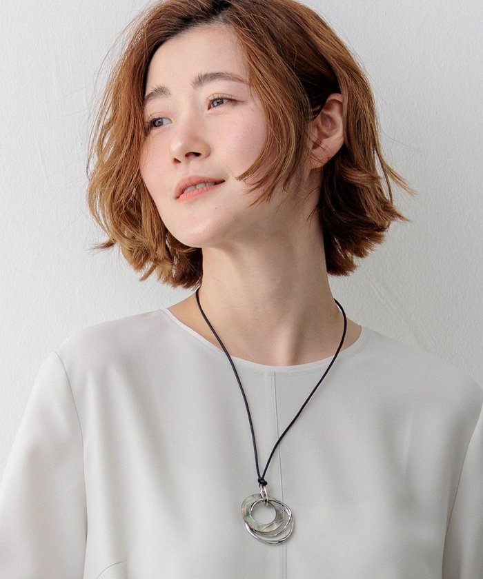 【23区/NIJYUSANKU】の【先行予約】リングシェル ネックレス インテリア・キッズ・メンズ・レディースファッション・服の通販 founy(ファニー) https://founy.com/ ファッション Fashion レディースファッション Fashion for Women ジュエリー Jewelry ファッションリング Fashion Rings ネックレス Necklaces & Pendants アクセサリー Fashion Accessories クール Cool, Chic シンプル Simple, Minimal ネックレス Necklace, Pendant Necklace バランス Balance, Style Balance フォルム Silhouette, Form ベスト Vest, Waistcoat メタル Metal, Metal Parts S/S・春夏 SS, Spring/Summer, Warm Season おすすめ Recommended / Our Picks 夏 Summer エレガント 上品 Elegant 2026年 2026 |ID: prp329100004867647 ipo3291000000036261765