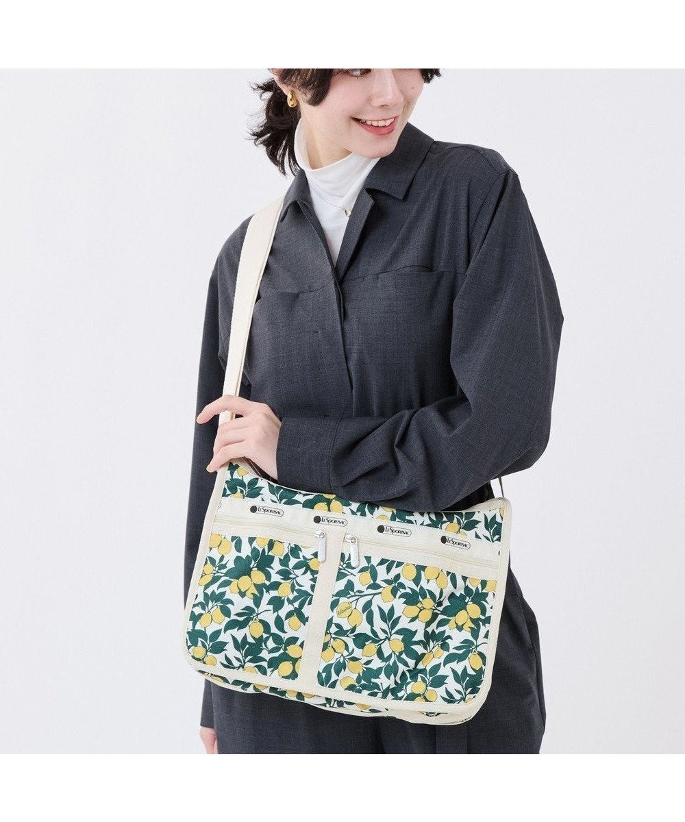 【レスポートサック/LeSportsac】のDELUXE EVERYDAY BAG/レモンオーチャード インテリア・キッズ・メンズ・レディースファッション・服の通販 founy(ファニー) 　ファッション　Fashion　レディースファッション　Fashion for Women　傘　Umbrella, Parasol　シンプル　Simple, Minimal　手帳　Planner, Notebook　人気　Popular, Best Seller　プリント　Print, Printed Pattern　ポケット　Pocket, Pocket Detail　ポーチ　Pouch, Small Case　モチーフ　Motif, Design Theme　レモンオーチャード|ID: prp329100004867700 ipo3291000000036262098