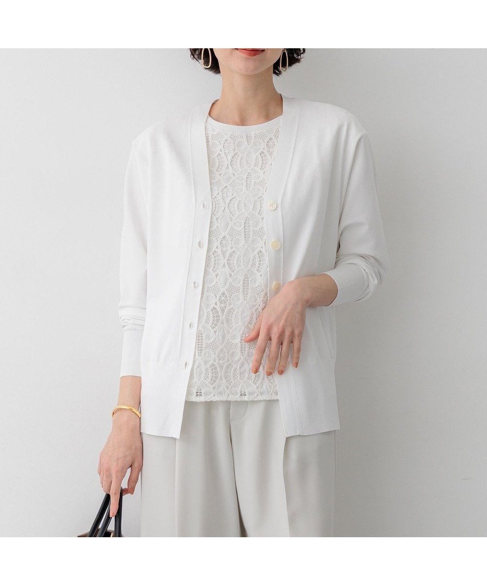 【23区/NIJYUSANKU】の【先行予約】レーヨンポリエステルストレッチ Vネック カーディガン インテリア・キッズ・メンズ・レディースファッション・服の通販 founy(ファニー) 　ファッション　Fashion　レディースファッション　Fashion for Women　トップス・カットソー　Cut & Sew Tops　カーディガン・羽織り　Layered Style Cardigans　Vネックトップス　V-Neck Tops / V-Cut Neckline Shirts　春　Spring　カーディガン　Cardigan, Knitwear　スリット　Slit, Slit Detail　スリーブ　Sleeve, Long Sleeve / Short Sleeve　セットアップ　Set-Up, Coordinated Outfit　定番　Standard, Basic Item　人気　Popular, Best Seller　フォルム　Silhouette, Form　フレンチ　French, French Style　S/S・春夏　SS, Spring/Summer, Warm Season　夏　Summer　エレガント 上品　Elegant　2026年　2026　ホワイト系|ID: prp329100004867707 ipo3291000000036262177