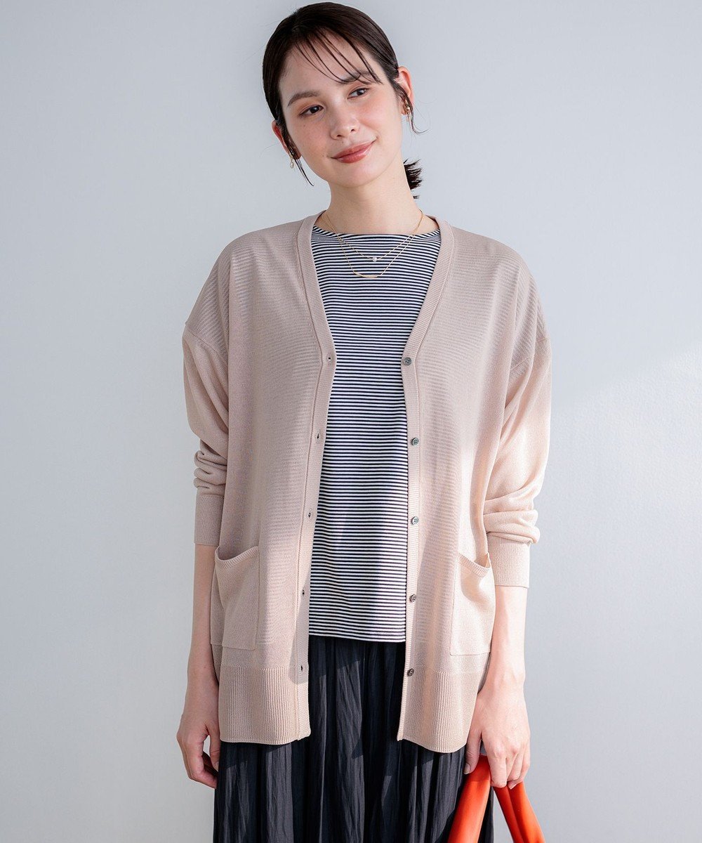 【組曲/KUMIKYOKU】の【先行予約】シアーニットVネック カーディガン インテリア・キッズ・メンズ・レディースファッション・服の通販 founy(ファニー) 　ファッション　Fashion　レディースファッション　Fashion for Women　トップス・カットソー　Cut & Sew Tops　ニット　Knit Tops & Sweaters　カーディガン・羽織り　Layered Style Cardigans　Vネックトップス　V-Neck Tops / V-Cut Neckline Shirts　アンサンブル　Ensemble Set　エレガント 上品　Elegant　春　Spring　カーディガン　Cardigan, Knitwear　シアー　Sheer, See-Through　ドレープ　Drape, Draping Fabric　ボトム　Bottoms, Lower Wear　リラックス　Relax, Relaxed Fit　S/S・春夏　SS, Spring/Summer, Warm Season　おすすめ　Recommended / Our Picks　夏　Summer　ベージュ系|ID: prp329100004867737 ipo3291000000036262491