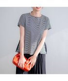 【組曲/KUMIKYOKU】の【先行予約】GIZAコットンチュールコンビ カットソー 人気、トレンドファッション・服の通販 founy(ファニー) ファッション Fashion レディースファッション Fashion for Women トップス・カットソー Cut & Sew Tops シャツ・ブラウス・オフィスカジュアル Elegant Blouses & Button-Ups ロングTシャツ・Tシャツ Longline T-Shirts & Tees カットソー・ベーシックTシャツ Cut-and-Sewn Tops / Stretch Tees & Basics 春 Spring カットソー Cut and Sewn Top 吸水 Absorbent, Quick-Dry ショルダー Shoulder, Shoulder Strap シンプル Simple, Minimal ティアード Tiered, Tiered Style ドロップ Drop Shoulder, Dropped Style S/S・春夏 SS, Spring/Summer, Warm Season おすすめ Recommended / Our Picks 夏 Summer エレガント 上品 Elegant thumbnail ネイビー×オフ系2|ID: prp329100004867749 ipo3291000000036262616