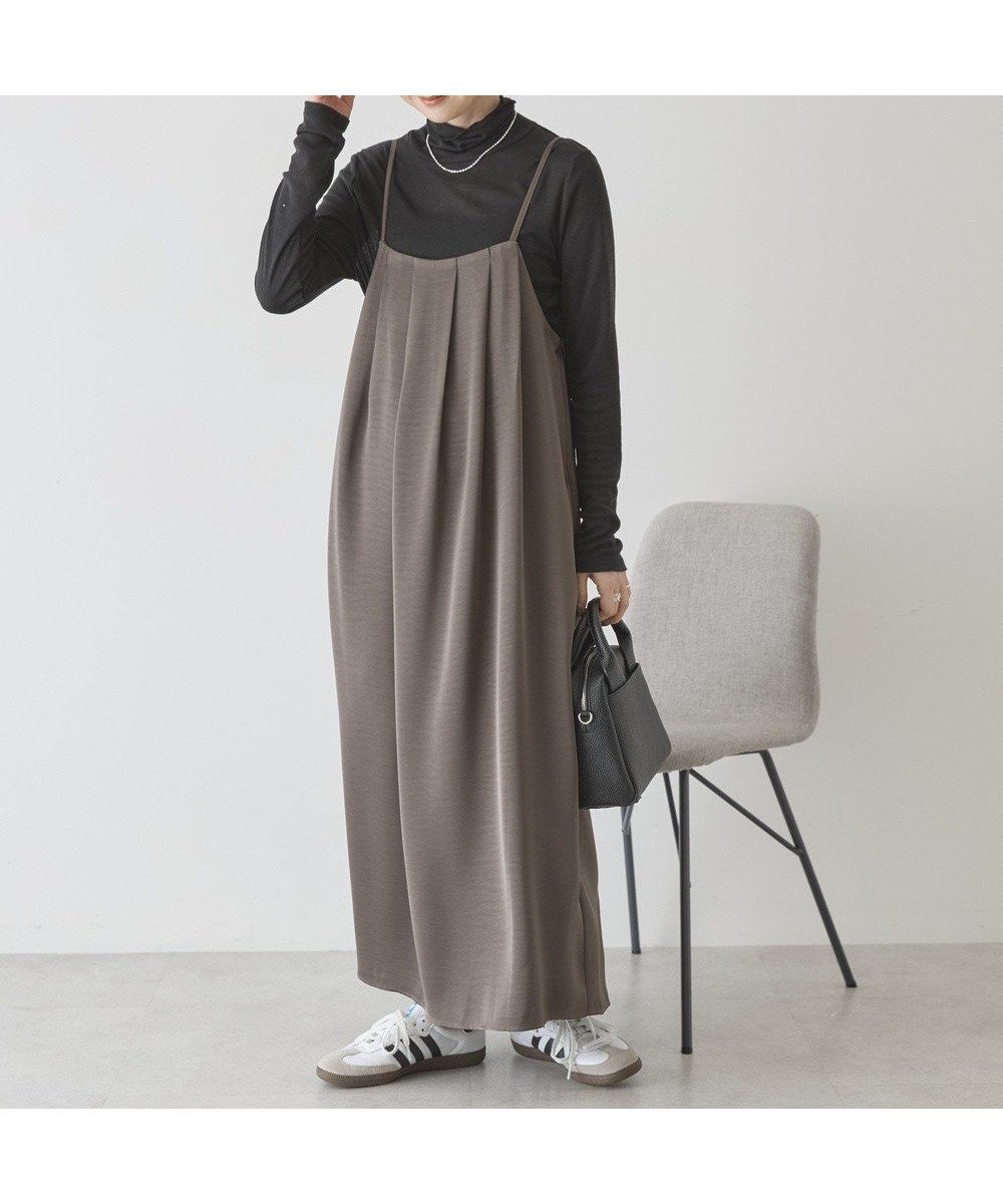 【アメリカンホリック/AMERICAN HOLIC】のタックサテンキャミワンピース インテリア・キッズ・メンズ・レディースファッション・服の通販 founy(ファニー) 　ファッション　Fashion　レディースファッション　Fashion for Women　ワンピース　Dresses　キャミソールワンピース　Camisole Dresses　おすすめ　Recommended / Our Picks　キャミワンピース　Cami Dress, Slip Dress　サテン　Satin, Glossy Fabric　ドレープ　Drape, Draping Fabric　フェミニン　Feminine, Girly　フロント　Front, Front Design　ポケット　Pocket, Pocket Detail　マキシ　Maxi, Full Length　ラップ　Wrap, Wrap Design　エレガント 上品　Elegant　夏　Summer　春　Spring　S/S・春夏　SS, Spring/Summer, Warm Season　Charcoal Gray|ID: prp329100004867759 ipo3291000000036262698