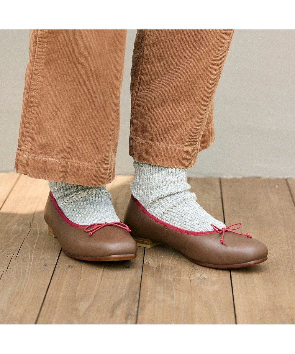 【イング/ing】のing 【3E】ワンポイントバレエシューズ インテリア・キッズ・メンズ・レディースファッション・服の通販 founy(ファニー) 　ファッション　Fashion　レディースファッション　Fashion for Women　抗菌　Antibacterial, Bacteria-Resistant　シューズ　Shoes, Footwear　スクエア　Square, Square Shape　トレンド　Trend, Trending Now　人気　Popular, Best Seller　バランス　Balance, Style Balance　バレエ　Ballet, Ballet Style　フラット　Flat, Flat Shoes　ベーシック　Basic, Essential　ライナー　Liner, Inner Layer　ライニング　Inner Lining, Inner Fabric, Lined　リボン　Ribbon, Bow　リラックス　Relax, Relaxed Fit　ワンポイント　One Point, Statement Accent　おすすめ　Recommended / Our Picks　ビジネス 仕事 通勤　Business / Work / Commuting　ブラウンコンビ|ID: prp329100004868165 ipo3291000000036272569
