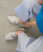 【ステッピ/steppi】のローファースニーカー 人気、トレンドファッション・服の通販 founy(ファニー) ファッション Fashion レディースファッション Fashion for Women 厚底 Platform Shoes 洗える Machine Washable クッション Cushion, Throw Pillow コンビ Combo, Combination Style 今季 This Season, Current Season 軽量 Lightweight, Ultra Light シューズ Shoes, Footwear スニーカー Sneakers, Trainers トレンド Trend, Trending Now バランス Balance, Style Balance ランニング Running, Running Wear, Activewear, Jogging thumbnail シルバーラメ|ID: prp329100004868197 ipo3291000000036272793