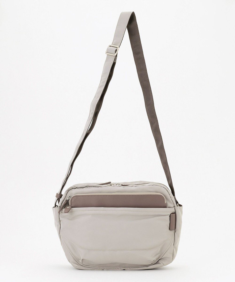 【イザック/Y'SACCS】のポリエステルツイル ショルダーバッグ インテリア・キッズ・メンズ・レディースファッション・服の通販 founy(ファニー) 　ファッション　Fashion　レディースファッション　Fashion for Women　バッグ　Bags　サテン　Satin, Glossy Fabric　スマート　Smart, Elegant　ダブル　Double, Double-Breasted　トラベル　Travel, Travel Gear　フロント　Front, Front Design　ポケット　Pocket, Pocket Detail　メタル　Metal, Metal Parts　エレガント 上品　Elegant　グレージュ|ID: prp329100004868230 ipo3291000000036272925