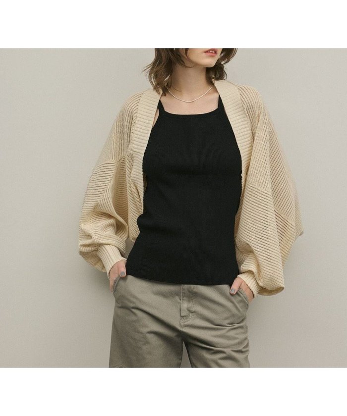 【グレース コンチネンタル/GRACE CONTINENTAL】のボレロニットカーディガン インテリア・キッズ・メンズ・レディースファッション・服の通販 founy(ファニー) https://founy.com/ ファッション Fashion レディースファッション Fashion for Women トップス・カットソー Cut & Sew Tops ニット Knit Tops & Sweaters カーディガン・羽織り Layered Style Cardigans カーディガン Cardigan, Knitwear シアー Sheer, See-Through 夏 Summer 定番 Standard, Basic Item 春 Spring S/S・春夏 SS, Spring/Summer, Warm Season |ID: prp329100004868234 ipo3291000000036272941