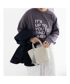 【テチチ/Te chichi】のエンブロイダリーロゴTシャツ 人気、トレンドファッション・服の通販 founy(ファニー) ファッション Fashion レディースファッション Fashion for Women トップス・カットソー Cut & Sew Tops シャツ・ブラウス・オフィスカジュアル Elegant Blouses & Button-Ups ロングTシャツ・Tシャツ Longline T-Shirts & Tees カットソー・ベーシックTシャツ Cut-and-Sewn Tops / Stretch Tees & Basics インナー Innerwear カットソー Cut and Sewn Top ジャケット Jacket, Outerwear スラックス Slacks, Dress Pants スリーブ Sleeve, Long Sleeve / Short Sleeve デニム Denim, Jeans Material ベスト Vest, Waistcoat ロング Long, Long-Length ワイド Wide, Wide Fit 夏 Summer S/S・春夏 SS, Spring/Summer, Warm Season A/W・秋冬 Autumn/Winter thumbnail チャコールグレー|ID: prp329100004868254 ipo3291000000036273013