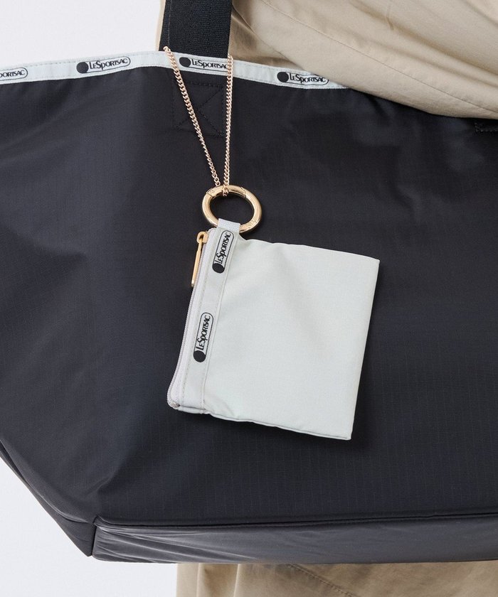 【レスポートサック/LeSportsac】のAT AVENUE CHARM/デューンライト インテリア・キッズ・メンズ・レディースファッション・服の通販 founy(ファニー) https://founy.com/ ファッション Fashion レディースファッション Fashion for Women ミニ財布・二つ折り財布 Wallets & Card Cases ポーチ&ミニバッグ Pouches & Mini Bags アクセサリー Fashion Accessories コレクション Collection, Seasonal Line コンパクト Compact, Small Size 軽量 Lightweight, Ultra Light スマート Smart, Elegant 財布 Wallet, Purse チェーン Chain, Chain Strap チャーム Charm, Pendant ニューヨーク New York, NYC Style プリント Print, Printed Pattern ポーチ Pouch, Small Case リップ Lip, Lip Motif ビジネス 仕事 通勤 Business / Work / Commuting |ID: prp329100004868461 ipo3291000000036278421