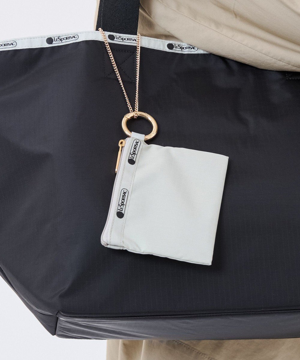 【レスポートサック/LeSportsac】のAT AVENUE CHARM/デューンライト インテリア・キッズ・メンズ・レディースファッション・服の通販 founy(ファニー) 　ファッション　Fashion　レディースファッション　Fashion for Women　ミニ財布・二つ折り財布　Wallets & Card Cases　ポーチ&ミニバッグ　Pouches & Mini Bags　アクセサリー　Fashion Accessories　コレクション　Collection, Seasonal Line　コンパクト　Compact, Small Size　軽量　Lightweight, Ultra Light　スマート　Smart, Elegant　財布　Wallet, Purse　チェーン　Chain, Chain Strap　チャーム　Charm, Pendant　ニューヨーク　New York, NYC Style　プリント　Print, Printed Pattern　ポーチ　Pouch, Small Case　リップ　Lip, Lip Motif　ビジネス 仕事 通勤　Business / Work / Commuting　デューンライト|ID: prp329100004868461 ipo3291000000036278422