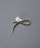 【フィービィー/phoebe】のクロスメタルパールブローチ ゴールド 人気、トレンドファッション・服の通販 founy(ファニー) ファッション Fashion レディースファッション Fashion for Women アクセサリー Fashion Accessories シンプル Simple, Minimal ストール Stole, Wrap パール Pearl, Pearl Accent フォルム Silhouette, Form フォーマル Formal, Dressy ブローチ Brooch, Pin Brooch メタル Metal, Metal Parts リボン Ribbon, Bow ワンポイント One Point, Statement Accent 入学式 Entrance Ceremony 卒業式 Graduation Ceremony 結婚式 Wedding thumbnail ゴールド|ID: prp329100004868498 ipo3291000000036278613