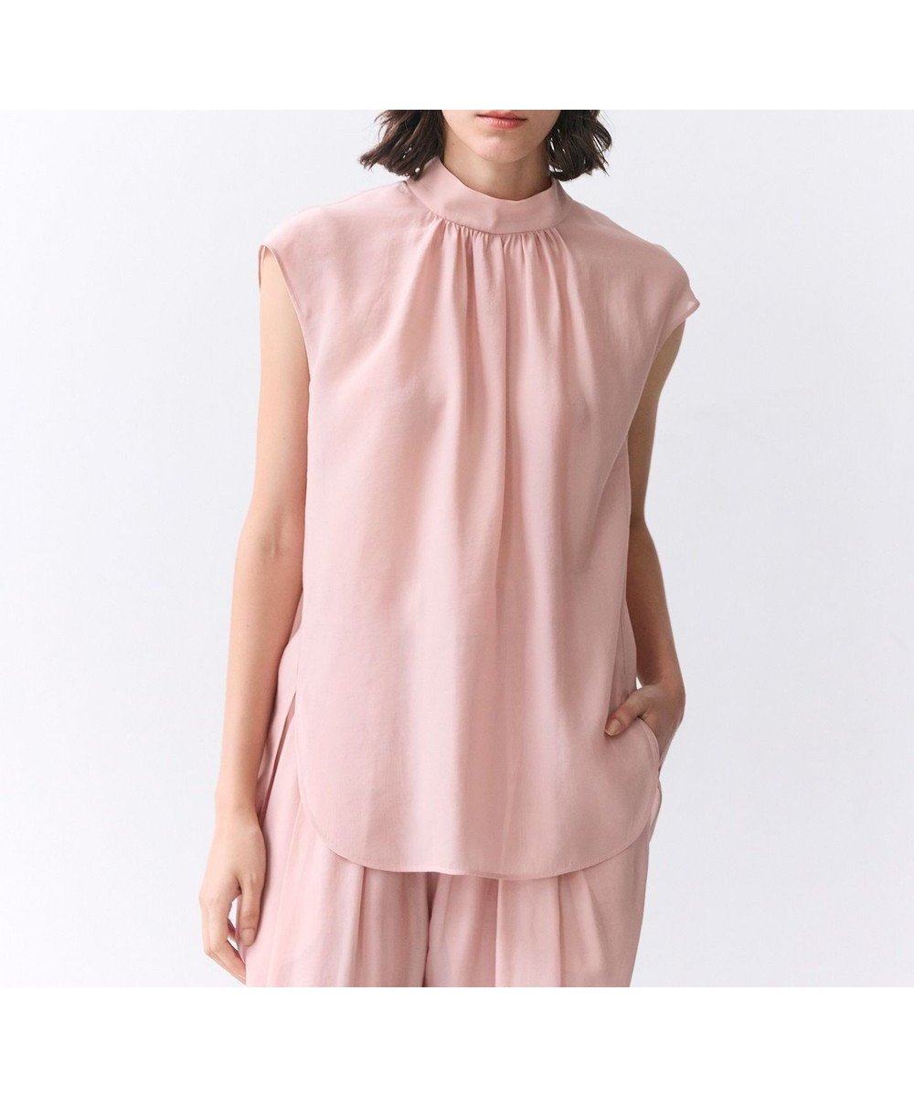 【ベイジ,/BEIGE,】のSERAPHIN / ライトシアー ハイネックブラウス インテリア・キッズ・メンズ・レディースファッション・服の通販 founy(ファニー) 　ファッション　Fashion　レディースファッション　Fashion for Women　トップス・カットソー　Cut & Sew Tops　シャツ・ブラウス・オフィスカジュアル　Elegant Blouses & Button-Ups　なめらか　Smooth, Silky Texture　インナー　Innerwear　オケージョン　Occasion Wear　ギャザー　Gathered, Ruffled　シルク　Silk, 100% Silk　ジャケット　Jacket, Outerwear　ノースリーブ　Sleeveless, No-Sleeve　ハイネック　High Neck, Mock Neck　バランス　Balance, Style Balance　フレア　Flare, Flared　エレガント 上品　Elegant　ビジネス 仕事 通勤　Business / Work / Commuting　夏　Summer　春　Spring　S/S・春夏　SS, Spring/Summer, Warm Season　Nude|ID: prp329100004868519 ipo3291000000036278699