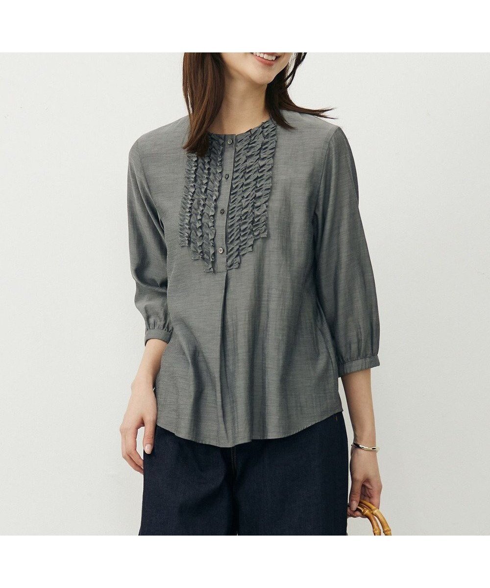 【ジェイ プレス/J.PRESS】の【洗える・速乾・接触冷感】リライムライトローン フリル ブラウス インテリア・キッズ・メンズ・レディースファッション・服の通販 founy(ファニー) 　ファッション　Fashion　レディースファッション　Fashion for Women　トップス・カットソー　Cut & Sew Tops　シャツ・ブラウス・オフィスカジュアル　Elegant Blouses & Button-Ups　春　Spring　洗える　Machine Washable　カーディガン　Cardigan, Knitwear　ギャザー　Gathered, Ruffled　シルク　Silk, 100% Silk　ジャケット　Jacket, Outerwear　バランス　Balance, Style Balance　フリル　Frill, Ruffle　フロント　Front, Front Design　ミックス　Mix, Mixed Style　S/S・春夏　SS, Spring/Summer, Warm Season　日本製　Made In Japan　夏　Summer　エレガント 上品　Elegant　グレーシャンブレー系|ID: prp329100004868589 ipo3291000000036279470