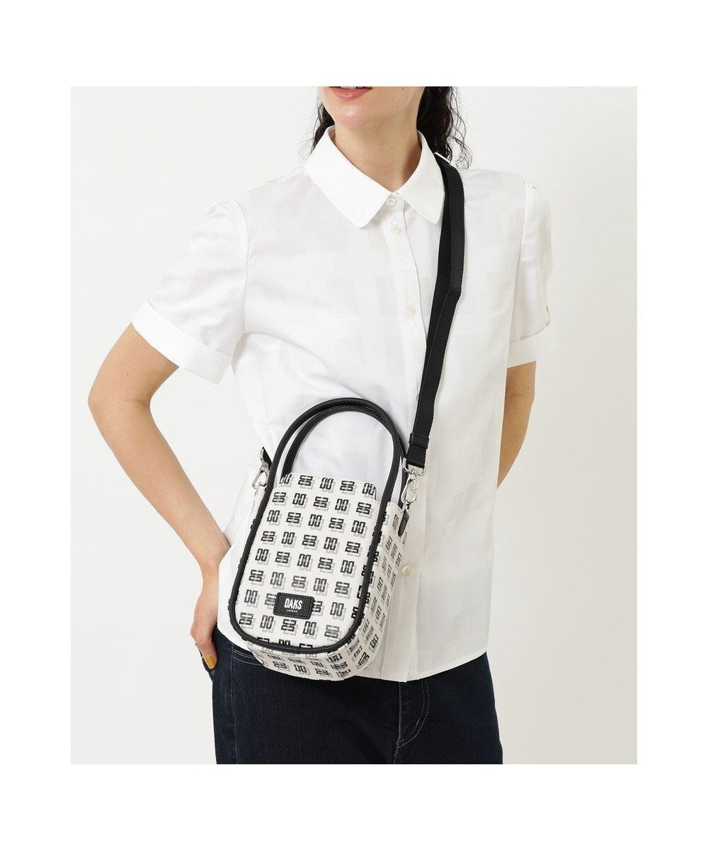 【ダックス/DAKS】のDDロゴミニハンドバッグ 人気、トレンドファッション・服の通販 founy(ファニー) 　ファッション　Fashion　レディースファッション　Fashion for Women　バッグ　Bags　おすすめ　Recommended / Our Picks　インナー　Innerwear　グラフィック　Graphic, Graphic Design　ショルダー　Shoulder, Shoulder Strap　ポケット　Pocket, Pocket Detail　マグネット　Magnet, Magnetic Closure　ラウンド　Round, Round Neck　 other-1|ID: prp329100004868688 ipo3291000000036281083