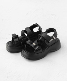 【トッカ/TOCCA】 CROSSING RIBBON SPORTS SANDALS サンダル人気、トレンドファッション・服の通販 founy(ファニー) ファッション Fashion レディースファッション Fashion for Women スポーツウェア Functional & Stylish Sportswear サンダル&ミュール Sandals & Mules 2026年 2026 おすすめ Recommended / Our Picks インソール Shoe Insole クッション Cushion, Throw Pillow サンダル Sandals, Summer Shoes スポーツ Sports, Activewear デニム Denim, Jeans Material トレンド Trend, Trending Now ドレス Dress, One-Piece フェミニン Feminine, Girly メタル Metal, Metal Parts ラップ Wrap, Wrap Design リボン Ribbon, Bow ワンポイント One Point, Statement Accent 夏 Summer 春 Spring S/S・春夏 SS, Spring/Summer, Warm Season |ID:prp329100004868704