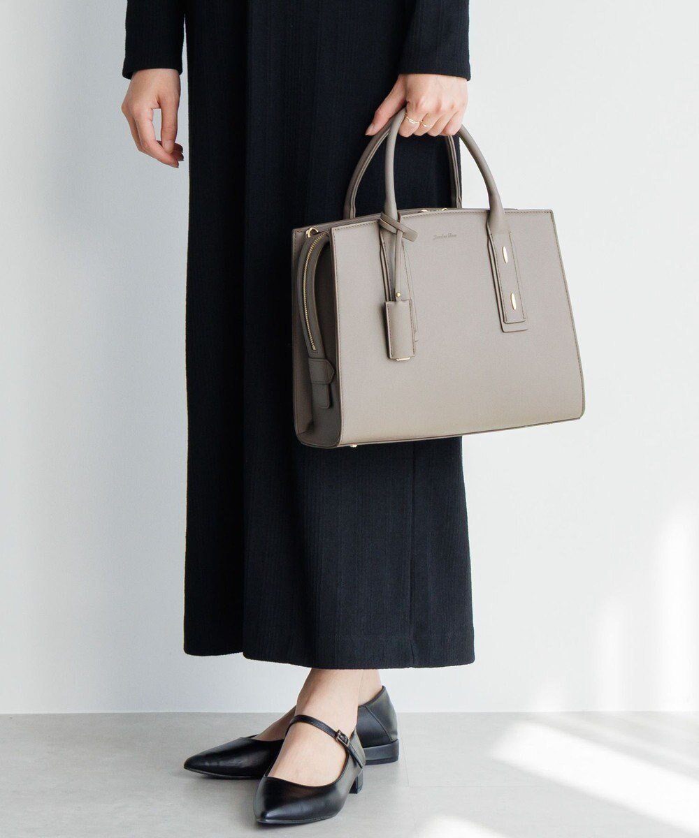 【エースバッグズアンドラゲッジ/ACE BAGS & LUGGAGE】のJewelna Rose メルジュール トートバッグ ミドルサイズ 65601 ジュエルナローズ インテリア・キッズ・メンズ・レディースファッション・服の通販 founy(ファニー) 　ファッション　Fashion　レディースファッション　Fashion for Women　バッグ　Bags　クッション　Cushion, Throw Pillow　ショルダー　Shoulder, Shoulder Strap　シンプル　Simple, Minimal　スタイリッシュ　Stylish, Fashionable　スマート　Smart, Elegant　財布　Wallet, Purse　チャーム　Charm, Pendant　トートバッグ　Tote Bag, Large Shoulder Bag　ポケット　Pocket, Pocket Detail　ポーチ　Pouch, Small Case　マグネット　Magnet, Magnetic Closure　ミドル　Middle Length, Mid Height　モチーフ　Motif, Design Theme　リュック　Backpack, Rucksack　再入荷　Restock / Back in Stock　スーツケース キャリーケース　Suitcase / Carry Case　エレガント 上品　Elegant　グレージュ|ID: prp329100004868712 ipo3291000000036281327