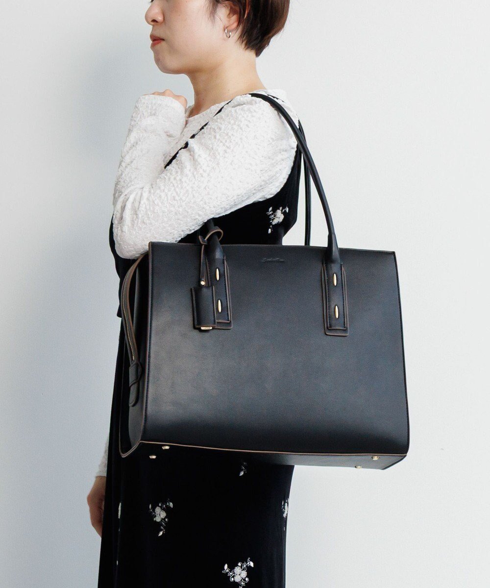 【エースバッグズアンドラゲッジ/ACE BAGS & LUGGAGE】のJewelna Rose メルジュール トートバッグ 13.3インチPC収納 65602 ジュエルナローズ 人気、トレンドファッション・服の通販 founy(ファニー) ファッション Fashion レディースファッション Fashion for Women バッグ Bags クッション Cushion, Throw Pillow コンパクト Compact, Small Size シンプル Simple, Minimal スクエア Square, Square Shape スタイリッシュ Stylish, Fashionable スマート Smart, Elegant スリーブ Sleeve, Long Sleeve / Short Sleeve チャーム Charm, Pendant トレンド Trend, Trending Now トートバッグ Tote Bag, Large Shoulder Bag フェミニン Feminine, Girly ポケット Pocket, Pocket Detail ポーチ Pouch, Small Case マグネット Magnet, Magnetic Closure モチーフ Motif, Design Theme リュック Backpack, Rucksack 再入荷 Restock / Back in Stock スーツケース キャリーケース Suitcase / Carry Case エレガント 上品 Elegant クリスマス X'mas Christmas / X'mas ギフト プレゼント Gift / Present 入学式 Entrance Ceremony 卒業式 Graduation Ceremony ビジネス 仕事 通勤 Business / Work / Commuting other-1|ID: prp329100004868713 ipo3291000000036281332