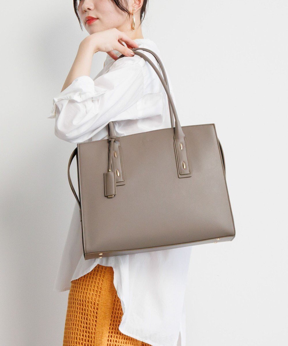 【エースバッグズアンドラゲッジ/ACE BAGS & LUGGAGE】のJewelna Rose メルジュール トートバッグ 13.3インチPC収納 65602 ジュエルナローズ インテリア・キッズ・メンズ・レディースファッション・服の通販 founy(ファニー) ファッション Fashion レディースファッション Fashion for Women バッグ Bags クッション Cushion, Throw Pillow コンパクト Compact, Small Size シンプル Simple, Minimal スクエア Square, Square Shape スタイリッシュ Stylish, Fashionable スマート Smart, Elegant スリーブ Sleeve, Long Sleeve / Short Sleeve チャーム Charm, Pendant トレンド Trend, Trending Now トートバッグ Tote Bag, Large Shoulder Bag フェミニン Feminine, Girly ポケット Pocket, Pocket Detail ポーチ Pouch, Small Case マグネット Magnet, Magnetic Closure モチーフ Motif, Design Theme リュック Backpack, Rucksack 再入荷 Restock / Back in Stock スーツケース キャリーケース Suitcase / Carry Case エレガント 上品 Elegant クリスマス X'mas Christmas / X'mas ギフト プレゼント Gift / Present 入学式 Entrance Ceremony 卒業式 Graduation Ceremony ビジネス 仕事 通勤 Business / Work / Commuting グレージュ|ID: prp329100004868713 ipo3291000000036281340