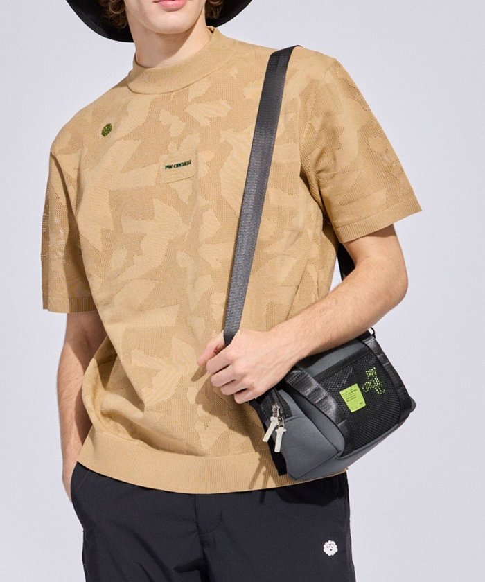 【ピーダブリュサーキュラス/PW CIRCULUS】の【UNISEX】PWロゴカートポーチ ゴルフ インテリア・キッズ・メンズ・レディースファッション・服の通販 founy(ファニー) https://founy.com/ ファッション Fashion レディースファッション Fashion for Women ポーチ&ミニバッグ Pouches & Mini Bags クッション Cushion, Throw Pillow 軽量 Lightweight, Ultra Light ショルダー Shoulder, Shoulder Strap スマホ Smartphone, Mobile Device スマート Smart, Elegant 人気 Popular, Best Seller ポケット Pocket, Pocket Detail メッシュ Mesh, Net Fabric ユニセックス Unisex, Genderless ラウンド Round, Round Neck おすすめ Recommended / Our Picks ゴルフ Golf |ID: prp329100004868769 ipo3291000000036281856