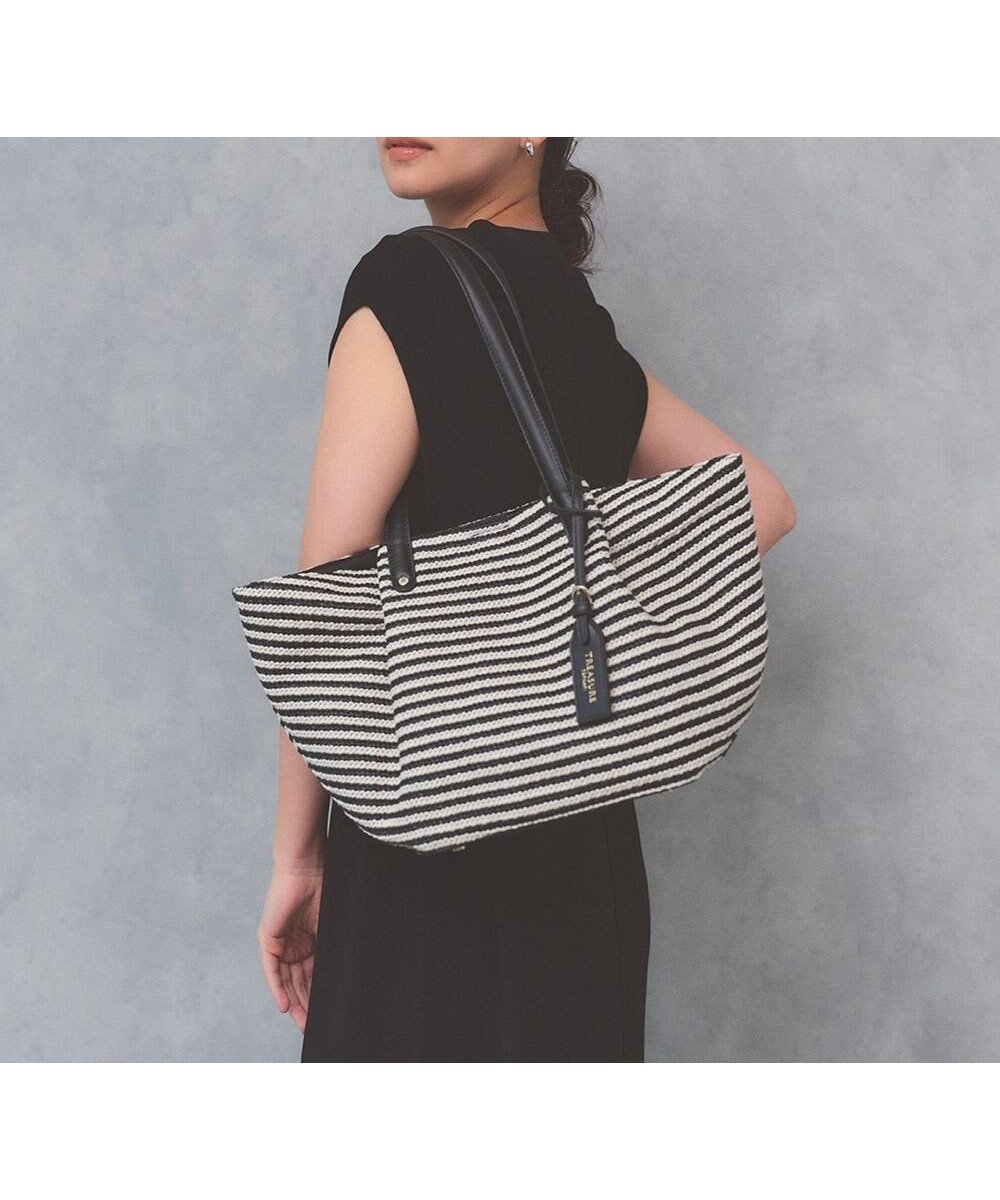 【トプカピ/TOPKAPI】の【TREASURE TOPKAPI】ロングハンドル タック カゴバッグ 人気、トレンドファッション・服の通販 founy(ファニー) 　ファッション　Fashion　レディースファッション　Fashion for Women　バッグ　Bags　シンプル　Simple, Minimal　フォルム　Silhouette, Form　ボーダー　Border, Stripe　ロング　Long, Long-Length　エレガント 上品　Elegant　夏　Summer　日傘　Parasol, UV Umbrella　 other-1|ID: prp329100004868968 ipo3291000000036282508