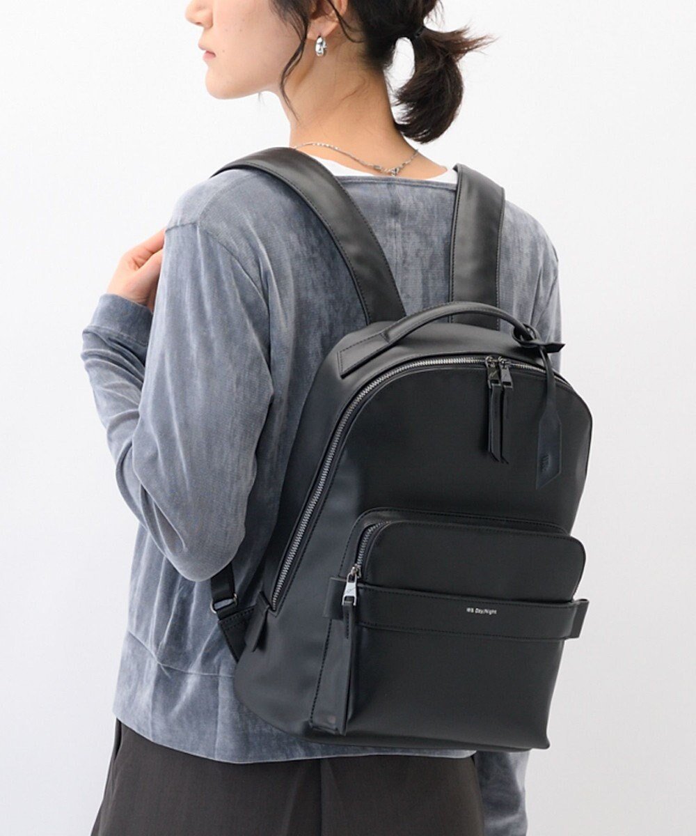 【エースバッグズアンドラゲッジ/ACE BAGS & LUGGAGE】のW .Day/Night ティルカ ラウンドリュック A4サイズ 13.3インチPC収納 19181 ダブルアンドデイナイト 人気、トレンドファッション・服の通販 founy(ファニー) 　ファッション　Fashion　レディースファッション　Fashion for Women　バッグ　Bags　クッション　Cushion, Throw Pillow　傘　Umbrella, Parasol　軽量　Lightweight, Ultra Light　スマート　Smart, Elegant　スリーブ　Sleeve, Long Sleeve / Short Sleeve　セットアップ　Set-Up, Coordinated Outfit　フロント　Front, Front Design　ベーシック　Basic, Essential　ポケット　Pocket, Pocket Detail　ラウンド　Round, Round Neck　リュック　Backpack, Rucksack　再入荷　Restock / Back in Stock　おすすめ　Recommended / Our Picks　旅行　Travel　スーツケース キャリーケース　Suitcase / Carry Case　ビジネス 仕事 通勤　Business / Work / Commuting　 other-1|ID: prp329100004869002 ipo3291000000036282900