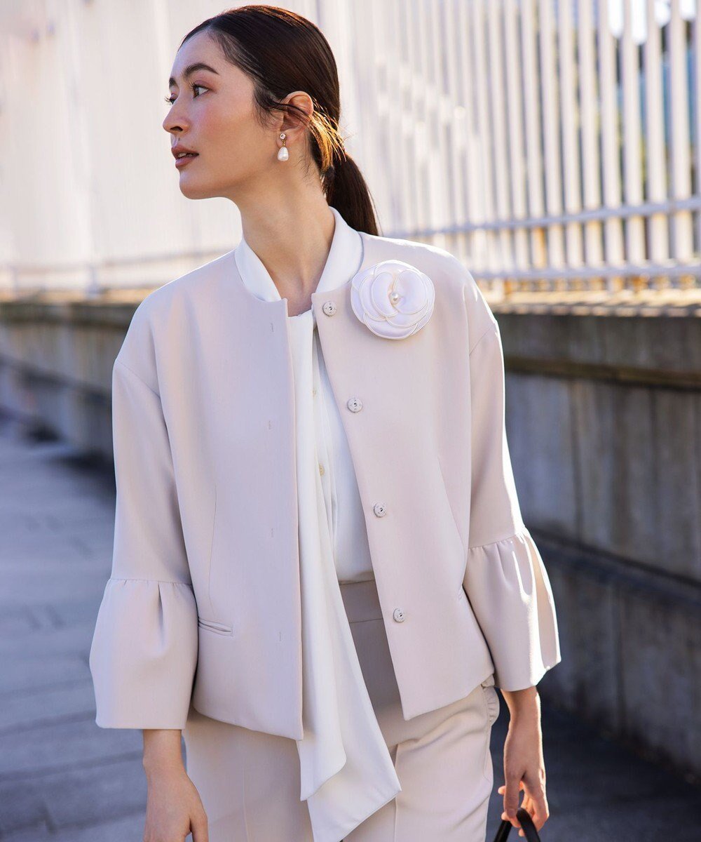 【組曲/KUMIKYOKU】のドロップパールコサージュ 人気、トレンドファッション・服の通販 founy(ファニー) 　雑誌掲載アイテム　Magazine Picks & Fashion Features　ファッション雑誌　Fashion Magazines　ヴェリィ　VERY　ファッション　Fashion　レディースファッション　Fashion for Women　アクセサリー　Fashion Accessories　コラボ　Collaboration, Collab　サテン　Satin, Glossy Fabric　パール　Pearl, Pearl Accent　ブローチ　Brooch, Pin Brooch　エレガント 上品　Elegant　雑誌　Magazine, Fashion Magazine　 other-1|ID: prp329100004869234 ipo3291000000036287142