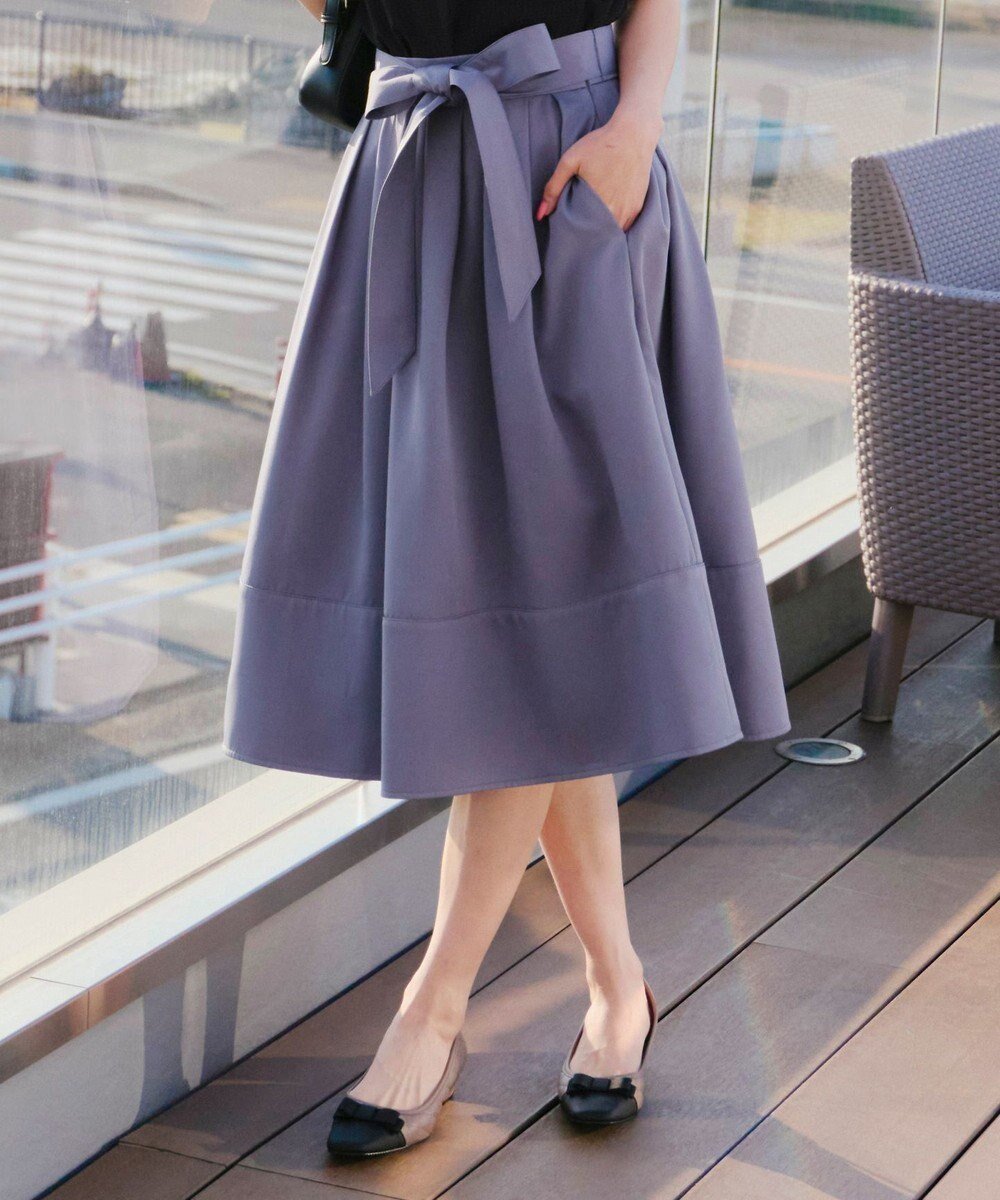 【ティアクラッセ/Tiaclasse】のリボン付きフレアスカート インテリア・キッズ・メンズ・レディースファッション・服の通販 founy(ファニー) 　ファッション　Fashion　レディースファッション　Fashion for Women　スカート　Skirts　Aライン・フレアスカート　A-Line & Flared Skirts　アクセサリー　Fashion Accessories　春　Spring　秋　Autumn　カーディガン　Cardigan, Knitwear　チュニック　Tunic, Long Top　フェミニン　Feminine, Girly　フレア　Flare, Flared　ポケット　Pocket, Pocket Detail　リボン　Ribbon, Bow　ループ　Loop, Loop Knit　冬　Winter / This Winter　S/S・春夏　SS, Spring/Summer, Warm Season　再入荷　Restock / Back in Stock　夏　Summer　エレガント 上品　Elegant　新作・新入荷　New Arrivals / New In　ビジネス 仕事 通勤　Business / Work / Commuting　ブルー|ID: prp329100004869293 ipo3291000000036287785