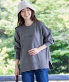 【ティアクラッセ/Tiaclasse】のエンボスロゴニットプルオーバー 人気、トレンドファッション・服の通販 founy(ファニー) ファッション Fashion レディースファッション Fashion for Women トップス・カットソー Cut & Sew Tops ニット Knit Tops & Sweaters カジュアルプルオーバー・ニットトップス Pullovers & Knit Tops / Casual Pullovers 洗える Machine Washable 秋 Autumn シューズ Shoes, Footwear シンプル Simple, Minimal スリット Slit, Slit Detail セーター Sweater, Knitwear チュニック Tunic, Long Top 長袖 Long Sleeve, Full Sleeve ポケット Pocket, Pocket Detail ラウンド Round, Round Neck 楽ちん Easy Fit, Comfortable 冬 Winter / This Winter A/W・秋冬 Autumn/Winter 再入荷 Restock / Back in Stock 新作・新入荷 New Arrivals / New In thumbnail チャコールグレー|ID: prp329100004869294 ipo3291000000036287808