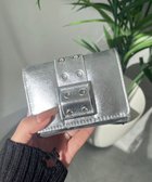 【ウィゴー/WEGO】のハトメベルトフラップウォレット シルバー|ID: prp329100004869314 ipo3291000000036288168