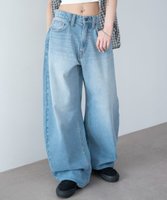 【ウィゴー/WEGO】のワイドカーブデニムパンツ 人気、トレンドファッション・服の通販 founy(ファニー) ファッション Fashion レディースファッション Fashion for Women パンツ Pants & Trousers デニムパンツ・ジーンズ・美脚デニム Denim Jeans & Pants 春 Spring 秋 Autumn コンパクト Compact, Small Size ショート Short, Short Length シンプル Simple, Minimal スウェット / スエット Sweatshirt, Sweatwear スニーカー Sneakers, Trainers スマホ Smartphone, Mobile Device デニム Denim, Jeans Material トレンド Trend, Trending Now バランス Balance, Style Balance パターン Pattern, Design Print フィット Fit, Slim Fit 冬 Winter / This Winter S/S・春夏 SS, Spring/Summer, Warm Season 夏 Summer |ID:prp329100004869363