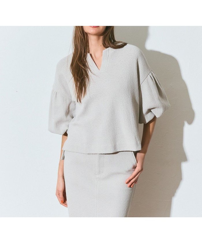 【グレース コンチネンタル/GRACE CONTINENTAL】のバルーンスリーブカットトップ インテリア・キッズ・メンズ・レディースファッション・服の通販 founy(ファニー) https://founy.com/ ファッション Fashion レディースファッション Fashion for Women トップス・カットソー Cut & Sew Tops スリーブ Sleeve, Long Sleeve / Short Sleeve チュール Tulip, Tulip Motif バルーン Balloon, Balloon Silhouette 夏 Summer 春 Spring S/S・春夏 SS, Spring/Summer, Warm Season |ID: prp329100004869410 ipo3291000000036289334